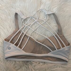 Lululemon free to be wild bra size 6